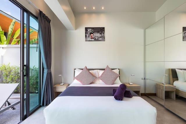 Villa Crystal Two-Bedroom Private Pool Villa Phuket Eksteriør billede