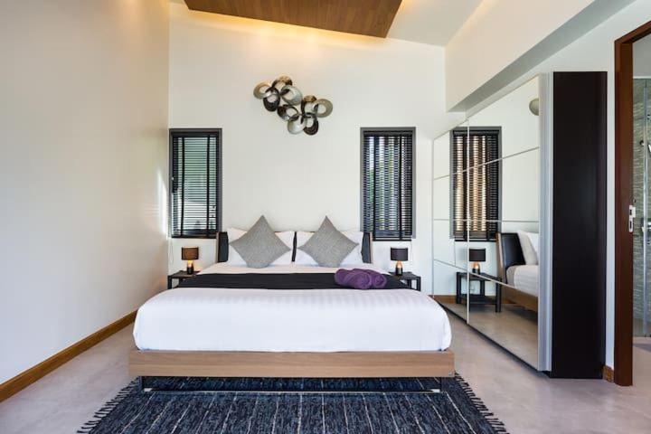 Villa Crystal Two-Bedroom Private Pool Villa Phuket Eksteriør billede